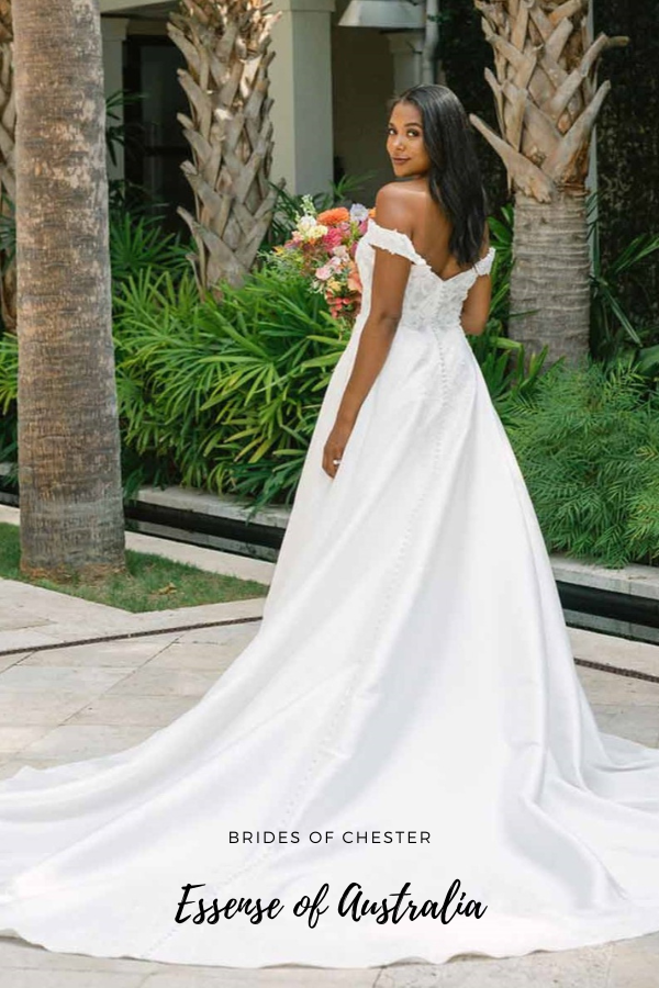 Brides of Chester introduces Essense of Australia D3565
